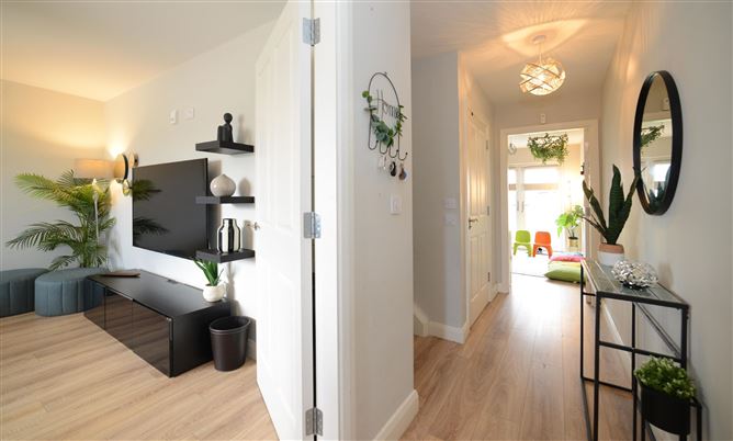 3 Bay Meadows Crescent, Hollystown, Dublin