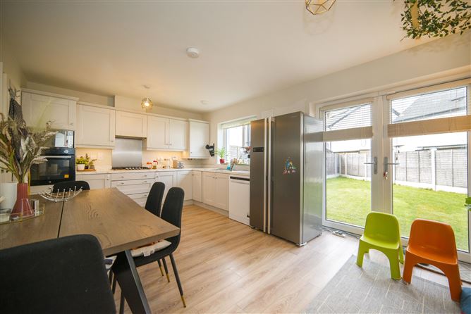3 Bay Meadows Crescent, Hollystown, Dublin