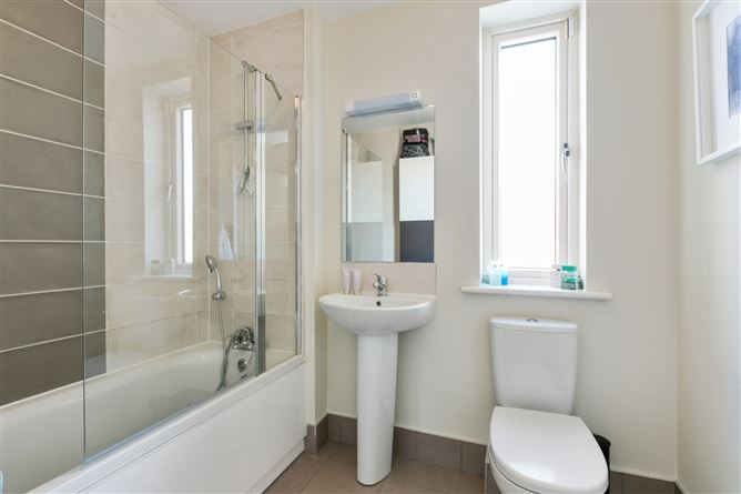 1 Adamstown Park, Adamstown, Co.Dublin