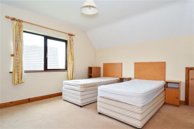 39 Renville Village, Oranmore, Co. Galway