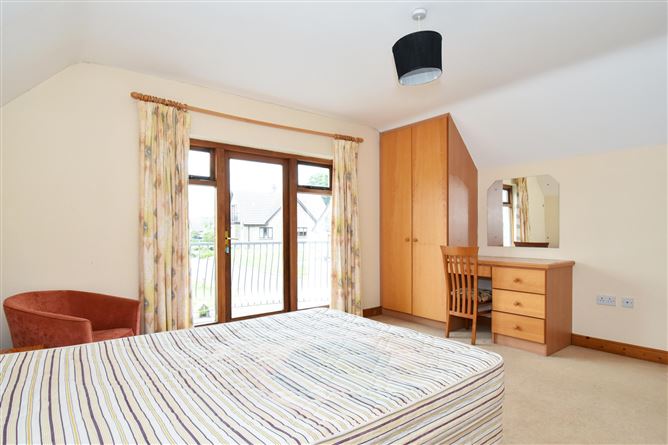 39 Renville Village, Oranmore, Co. Galway