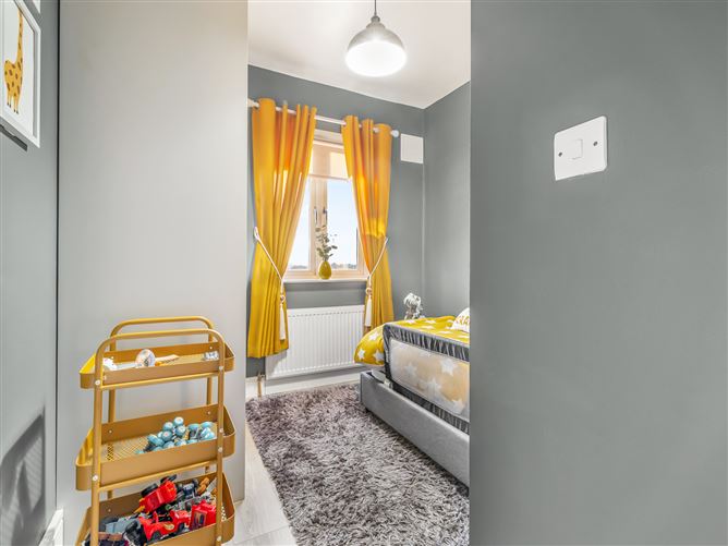 27 Radharc An Chaislain, Naas, Kildare