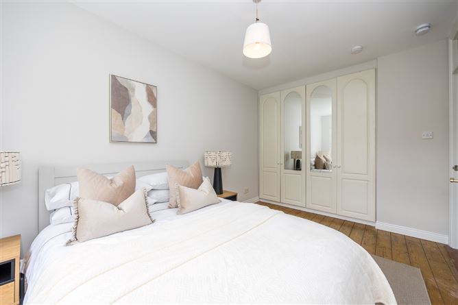 15, Friary Close, Christchurch, Dublin 8