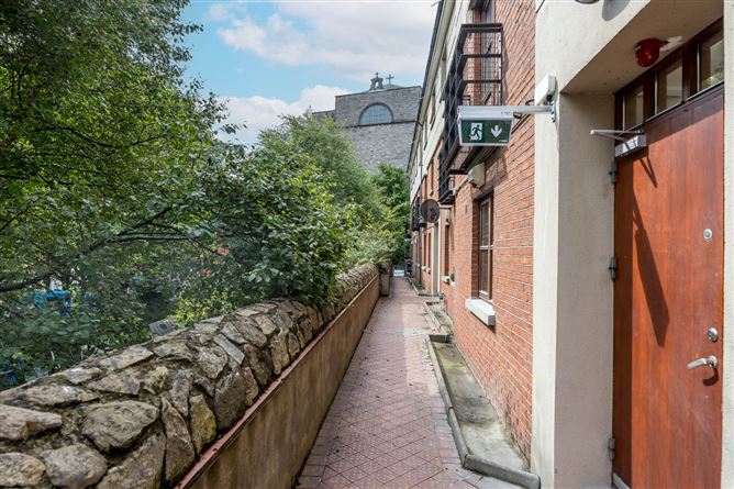 15, Friary Close, Christchurch, Dublin 8