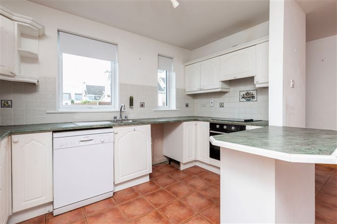 8 Elm Grove, Rosslare Strand, Co. Wexford