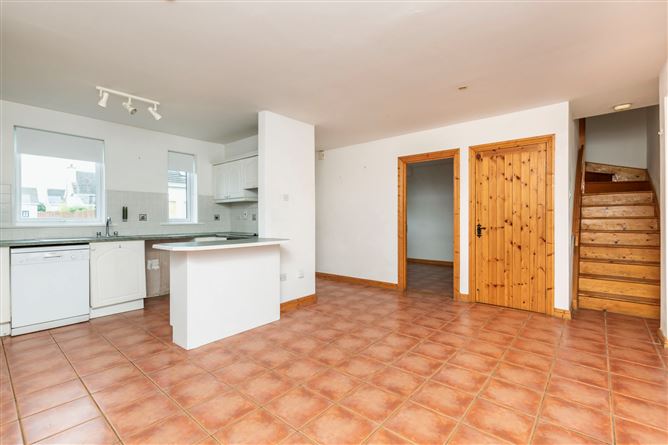 8 Elm Grove, Rosslare Strand, Co. Wexford