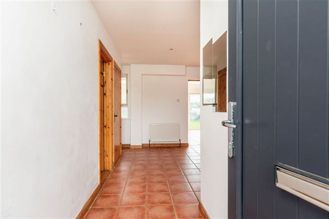 8 Elm Grove, Rosslare Strand, Co. Wexford