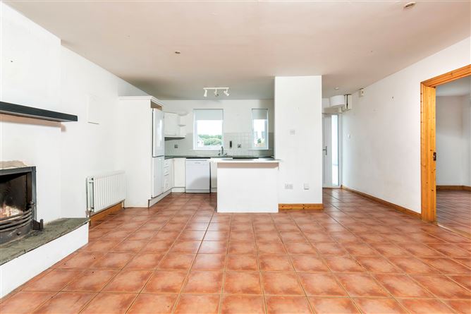 8 Elm Grove, Rosslare Strand, Co. Wexford