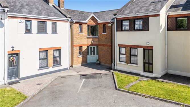 4 Carraig Dun, Kells, Meath