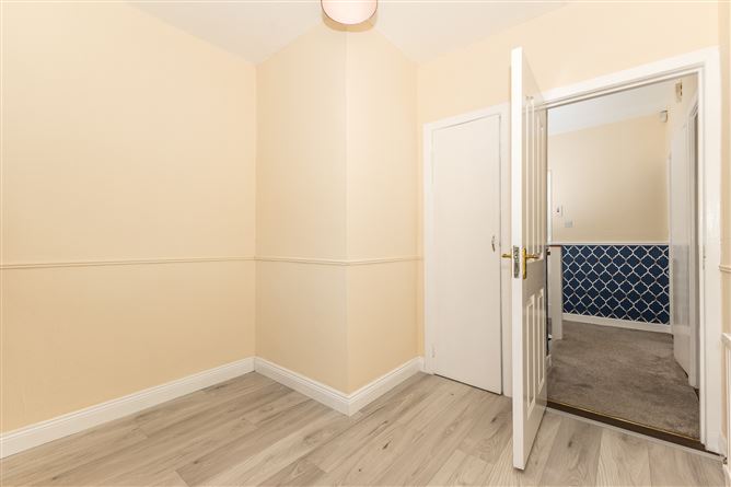 303 Brookville Park, Drogheda, Louth