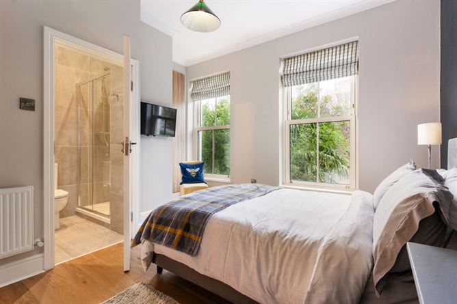 10 Leeson Court, Leeson Street Upper, Ballsbridge, Dublin 4