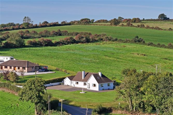 Barna Cross, Innishannon, Cork