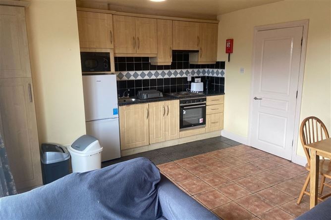 68 Glasan, Student Village, Ballybane, Co. Galway, H91FNH9