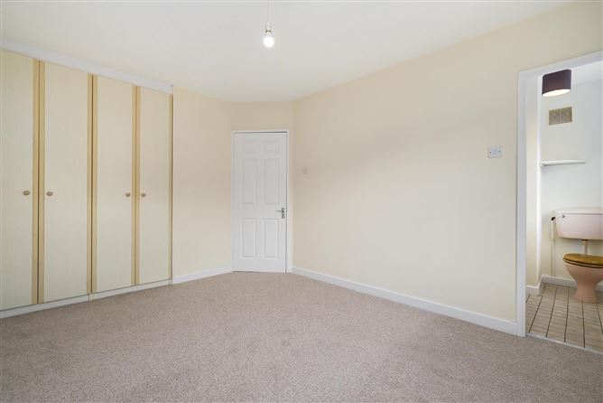 5 Hazelwood Close, Clondalkin, Dublin 22