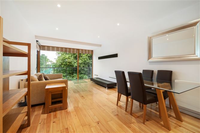 Apartment 7 Turnstone, Thornwood , Booterstown, County Dublin