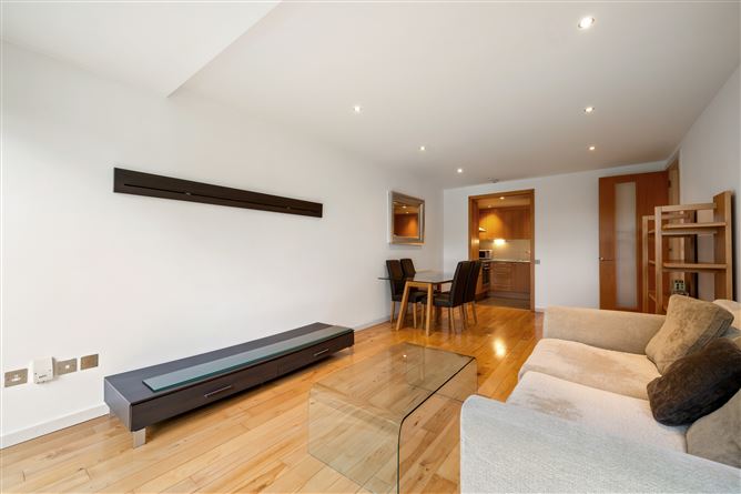 Apartment 7 Turnstone, Thornwood , Booterstown, County Dublin