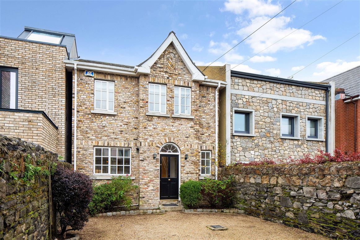 34 Raglan Lane, Ballsbridge, Dublin 4