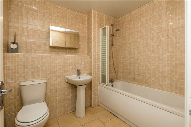 24 Applewood Avenue East, Swords, County Dublin