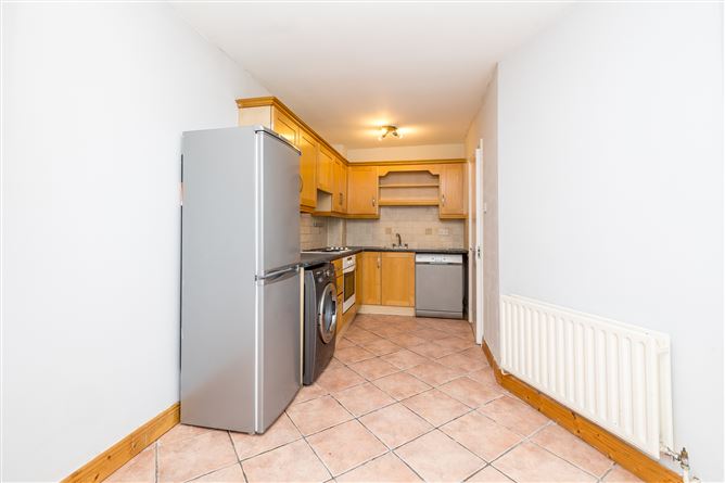 24 Applewood Avenue East, Swords, County Dublin