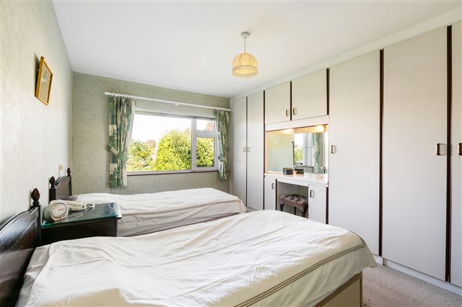 155 Ballyroan Road, Rathfarnham, Dublin 16