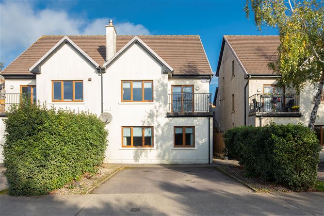 Main image for 8 Wheatley Heights, Broomfield Village, Midleton, Cork