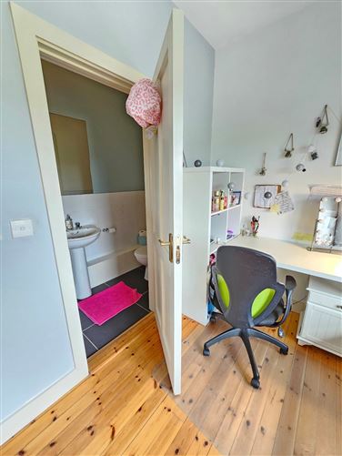 10 Ard Na Mainistreach, Quin, Ennis, Co. Clare
