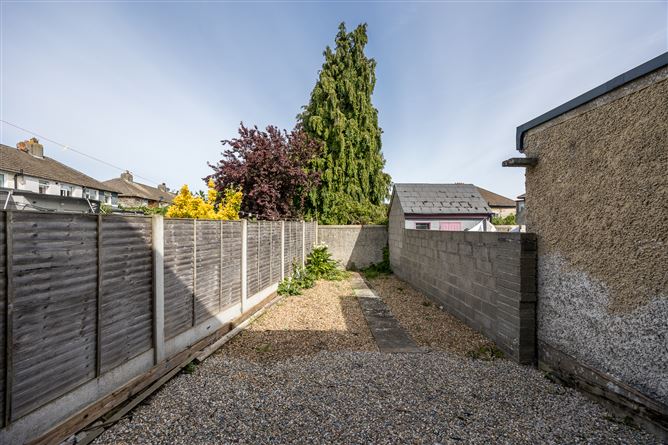 78 Larkhill road, Whitehall, Dublin 9
