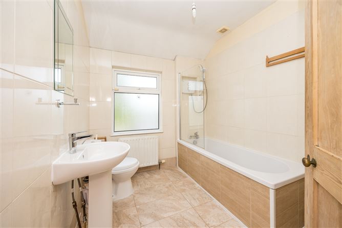 78 Larkhill road, Whitehall, Dublin 9