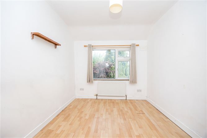 78 Larkhill road, Whitehall, Dublin 9