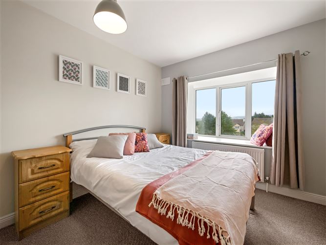 49 Willow Park, New Ross, Wexford