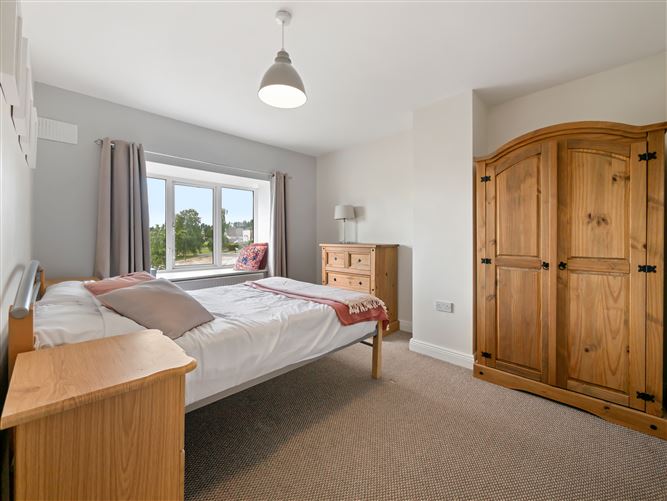 49 Willow Park, New Ross, Wexford