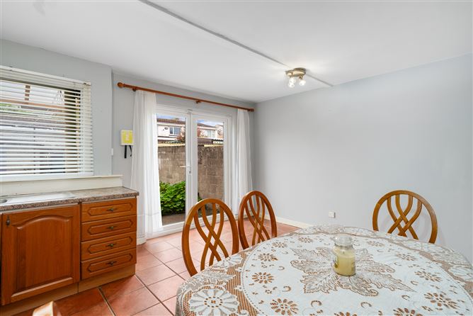 62 Fernwood Park, Springfield, Dublin 24