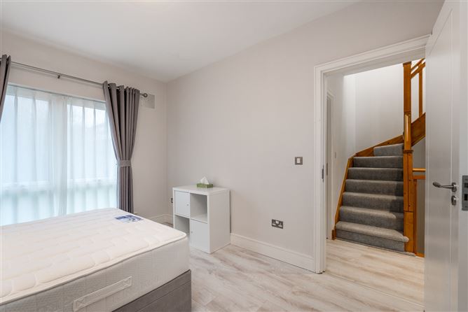 Kelston View, Leopardstown Road, Leopardstown, Dublin 18