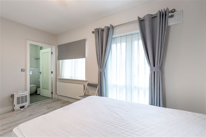 Kelston View, Leopardstown Road, Leopardstown, Dublin 18
