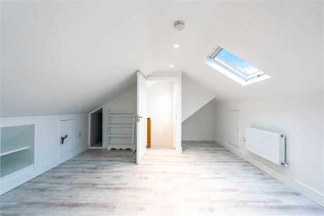 Kelston View, Leopardstown Road, Leopardstown, Dublin 18