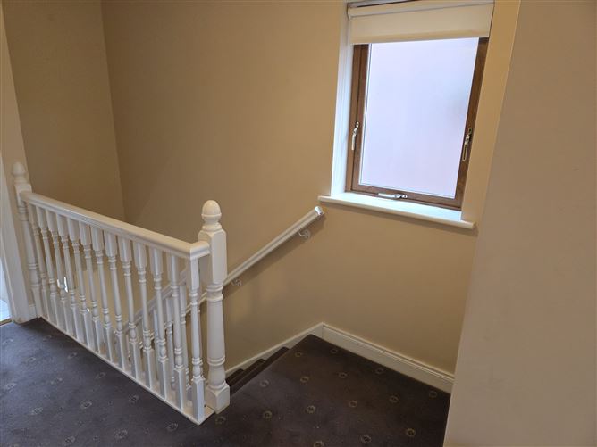 Photo 10 of 21 — 9 Oriel Heights , Collon, Louth