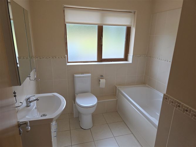 Photo 11 of 21 — 9 Oriel Heights , Collon, Louth