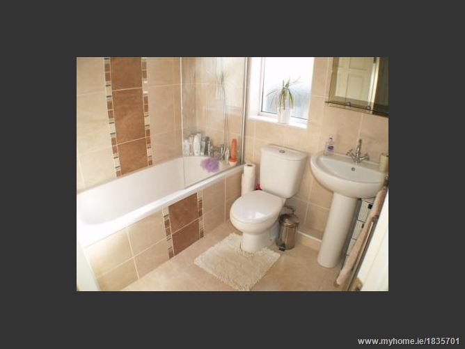 14 Haydens Park Green, Lucan, Co. Dublin