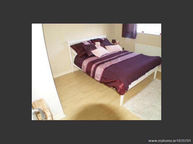 14 Haydens Park Green, Lucan, Co. Dublin