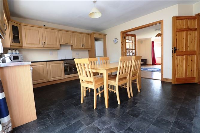 17 Grove Park, Ballyjamesduff, Cavan