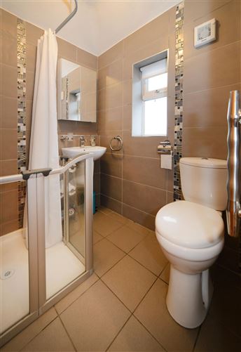 48 Shanowen Park, Santry, Dublin