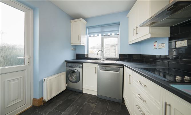 48 Shanowen Park, Santry, Dublin