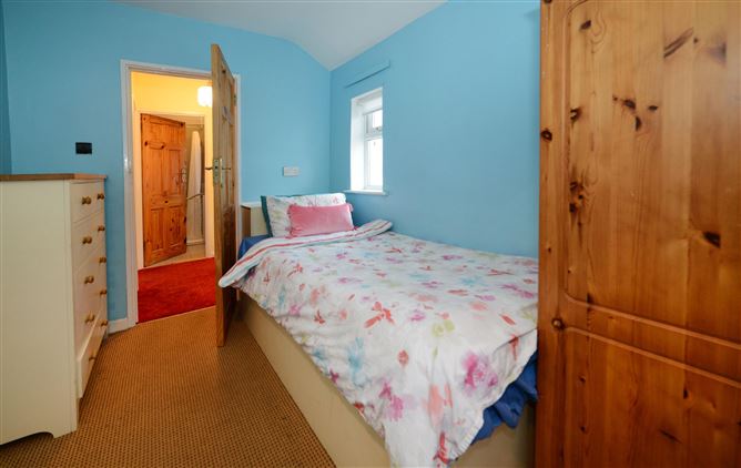 48 Shanowen Park, Santry, Dublin
