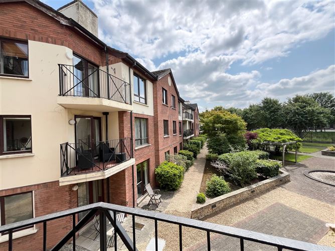 Grand Canal View, James Walk, Rialto, Dublin 8