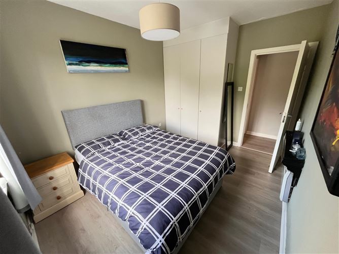 Grand Canal View, James Walk, Rialto, Dublin 8