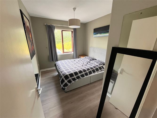 Grand Canal View, James Walk, Rialto, Dublin 8
