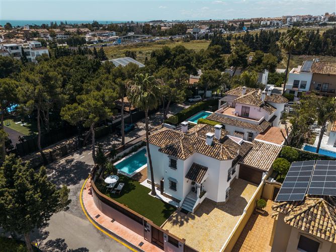 Spain, Marbella, Nueva Andalucia - COSTA-01148P