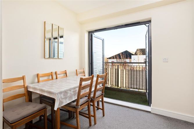 39 Rosse Court Terrace, Lucan, Dublin