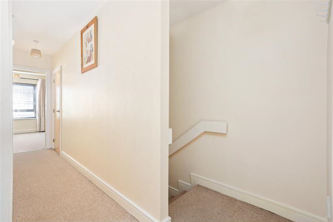 39 Rosse Court Terrace, Lucan, Dublin