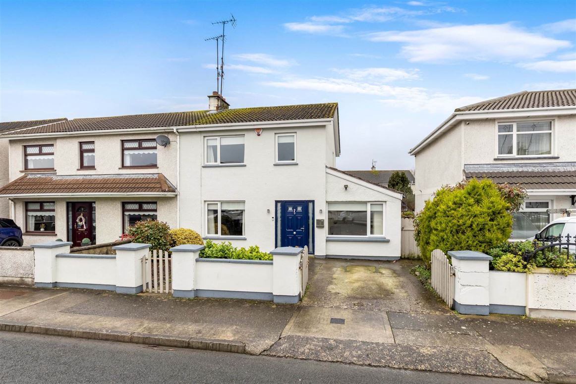 6 Holly Park, Bay Estate, Dundalk, County Louth